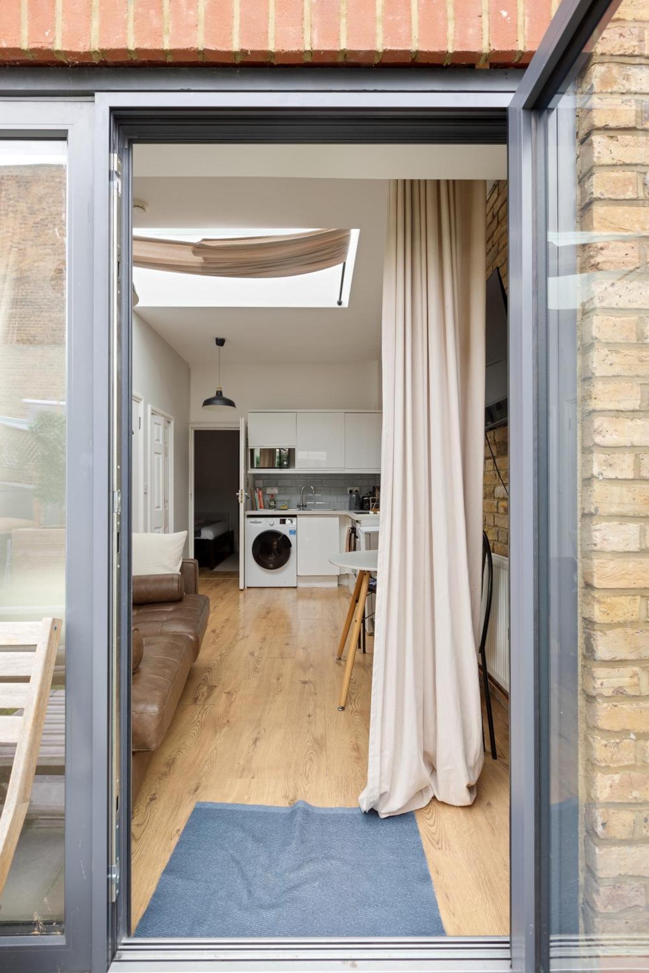 Putney Thames Garden Flat Appartamento *